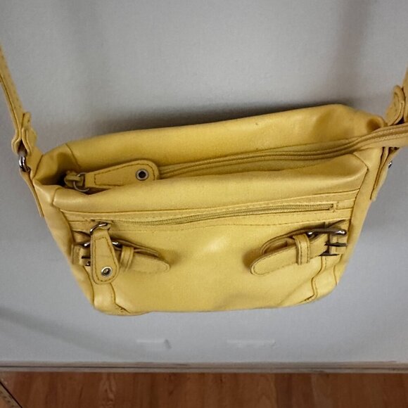 YELLOW CROSSBODY BAG, ,ULTIPLE POCKETS WITH ZIPPERS AND BUCKLE DETAILS - Picture 4 of 14